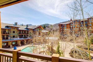 Property grounds - Abode at First Dawn, ski-in/ski-out, hot tub, sauna, resort access (Park City)