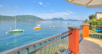 Red House Terrace Private Beach, Baveno, Italy