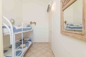3 bedrooms, free WiFi, bed sheets