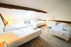 6 Schlafzimmer, Bügeleisen/Bügelbrett, WLAN, Bettwäsche