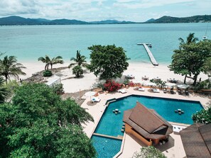 3 outdoor pools, pool loungers - Cruiser Island Resort by Swiss-Belhotel (Koh Lon)