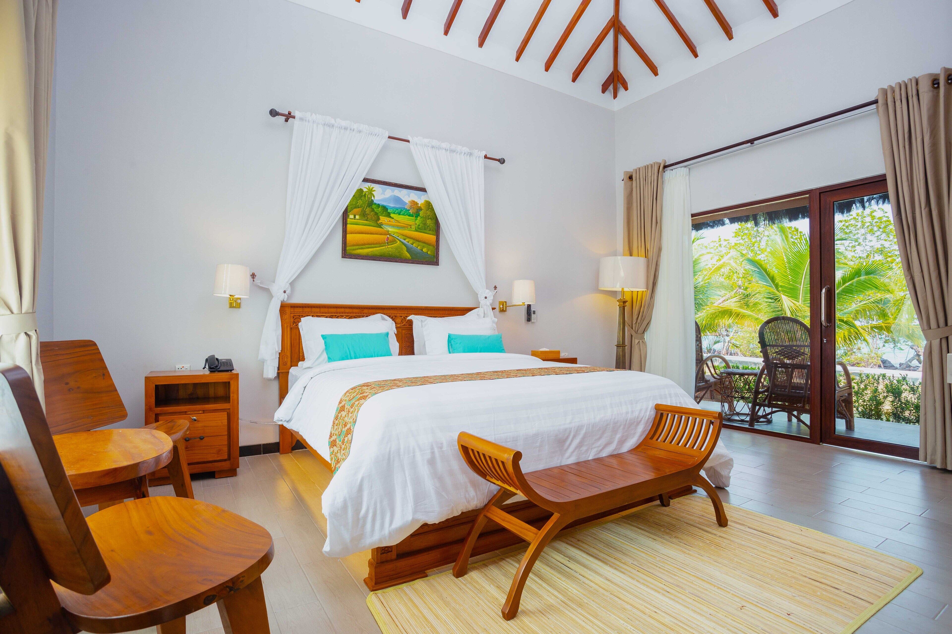Mangrove Sea View Villa King | Bed sheets