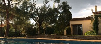 VILLA WITH POOL NEAR MONTPELLIER