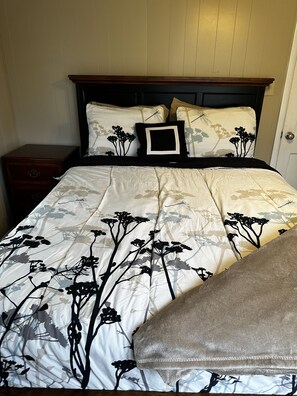 4 Schlafzimmer, Bügeleisen/Bügelbrett, WLAN, Bettwäsche