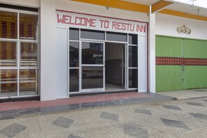 Front of property - Restu Inn (Bandar Lampung)