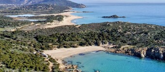 Detached and panoramic villa, located 700 MT from the sea
