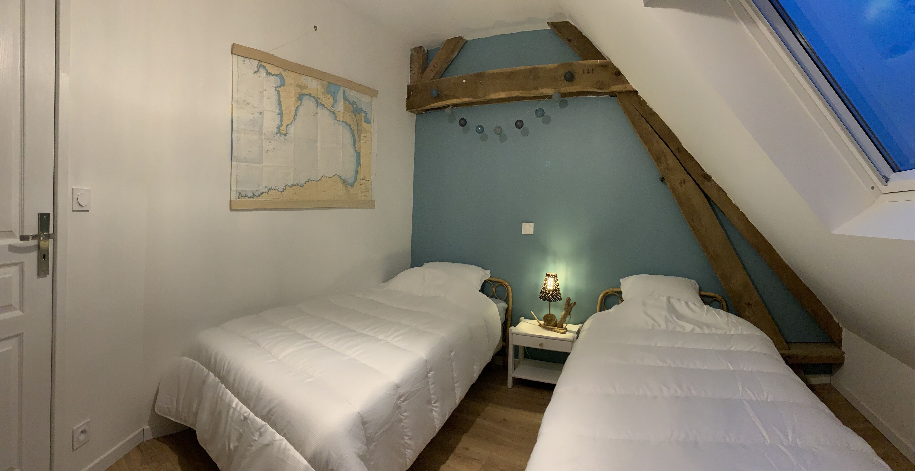 3 chambres, fer et planche à repasser, lit parapluie, Wi-Fi gratuit