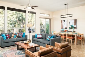 Smart TV, fireplace, offices