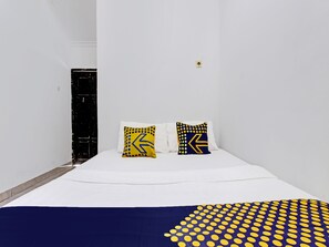 Quarto casal | Wi-Fi de cortesia, roupa de cama