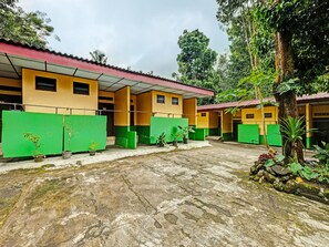 Front of property - SPOT ON 92283 Hotel Muria 3 (Pakem)