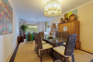 Dining - Stunning & elegant two bdr near the Pine Cliffs (Albufeira)