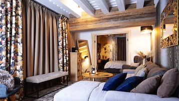 Deluxe Double or Twin Room | Living area | Heated floors