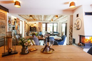 Garden views  - Timian Chalet (Ciceu)