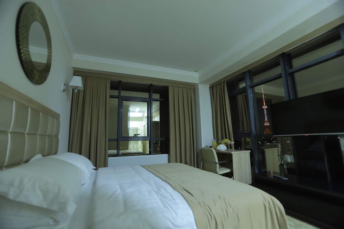 Chambre Double Affaires | Coffres-forts dans les chambres, bureau, chambres insonorisées