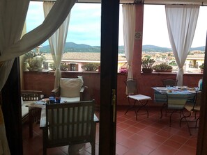 Dining - Comfortable and cozy Villasimius apartment 5 minutes from the center (villasimius)