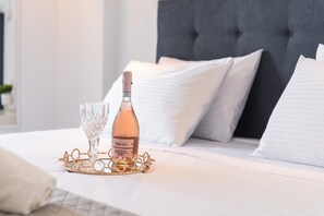 2 habitaciones y caja de seguridad en la habitación 