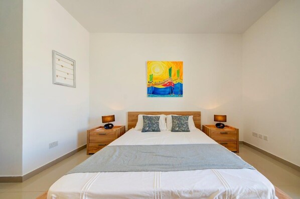 2 bedrooms, bed sheets
