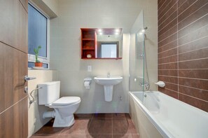Douche, serviettes fournies
