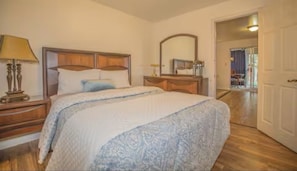 2 soverom, strykejern/-brett, wi-fi og sengetøy