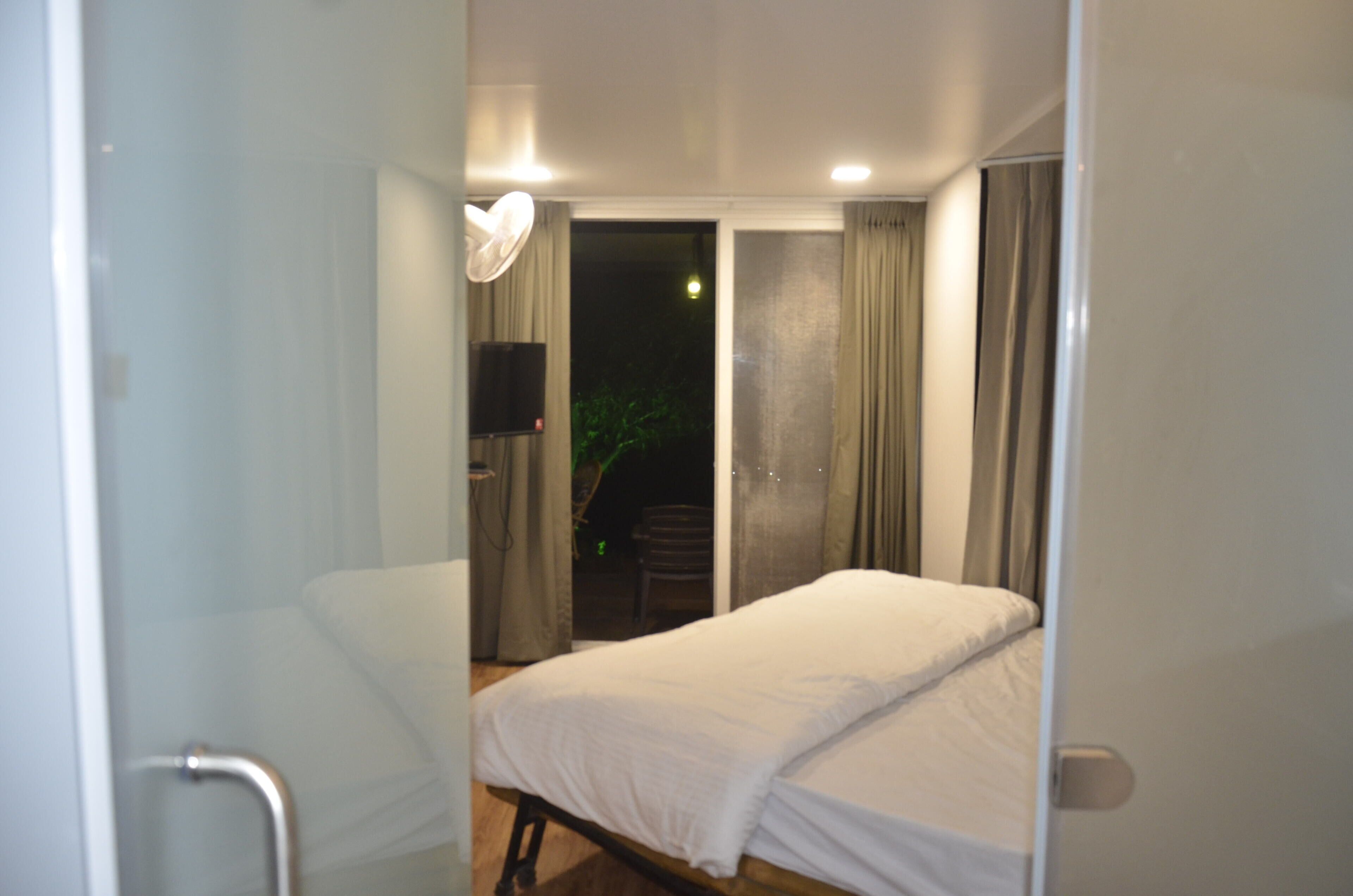 Container Room | Bed sheets