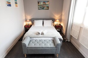 3 chambres, fer et planche à repasser, lit parapluie, Wi-Fi