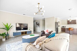 7 chambres, bureau, fer et planche à repasser, Wi-Fi gratuit