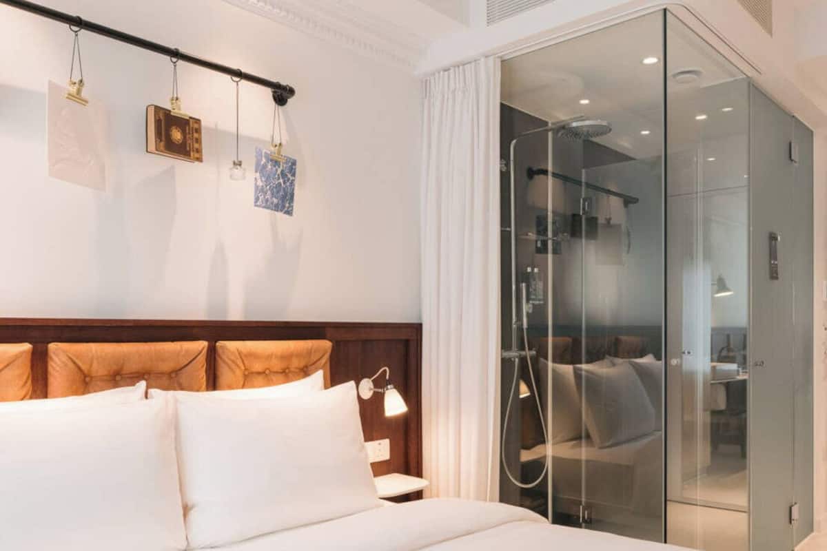 Hypo-allergenic bedding, in-room safe, desk, laptop workspace