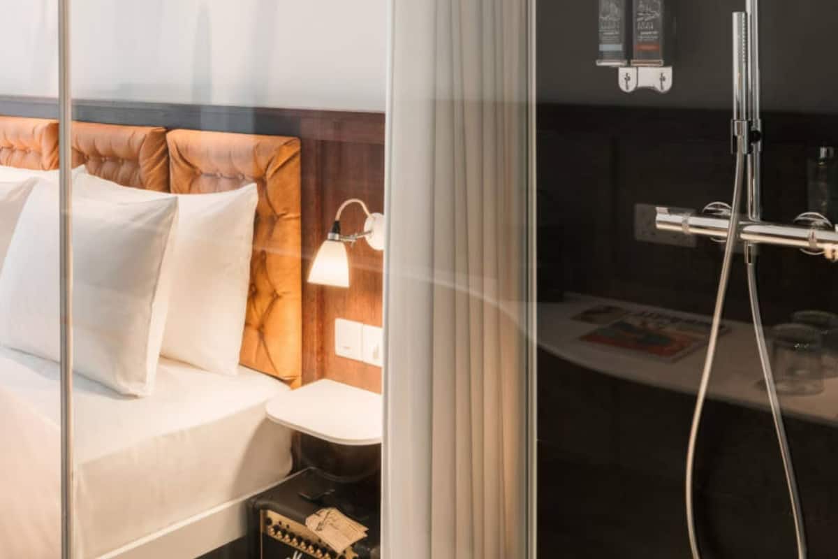 Allergikerbettwaren, Zimmersafe, Schreibtisch