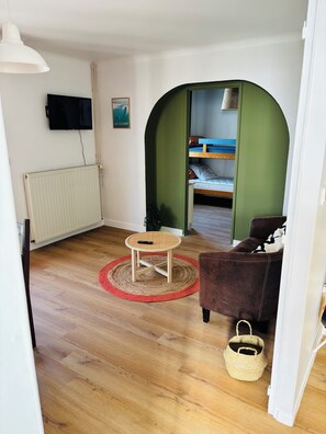 2 camere, ferro/asse da stiro, Wi-Fi gratuito, lenzuola