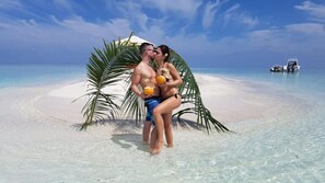 Ecotours - Batuta Maldives Fourson (Thulusdhoo Island)