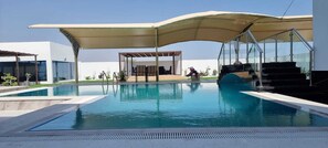 Piscine intérieure, piscine chauffée