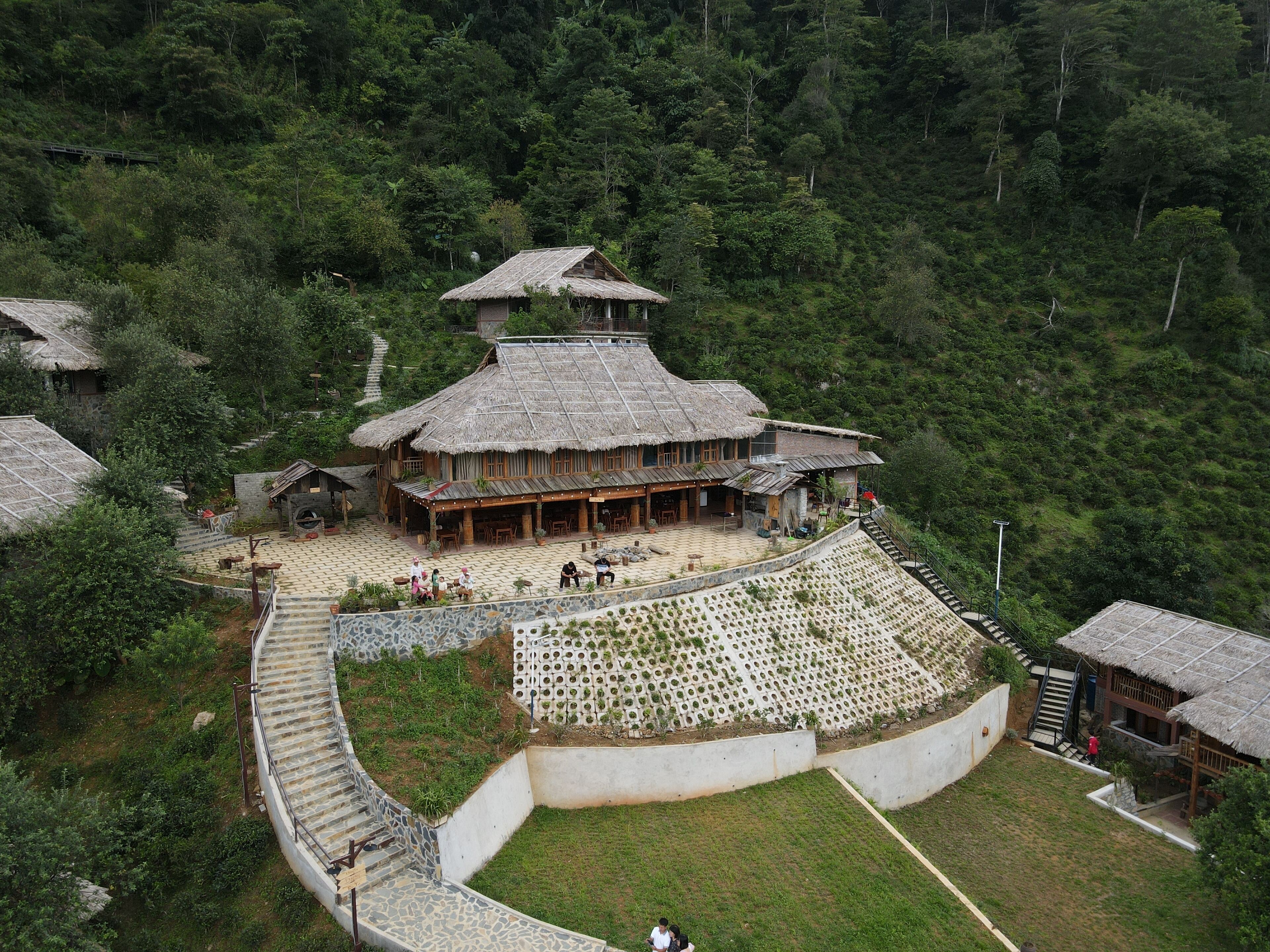 Ngoại thất