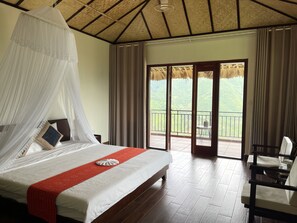 Deluxe Double Room, 1 Queen Bed, Mountain View | Rollaway beds, free WiFi, bed sheets - Ta Xua Ecolodge (Bac Yen)