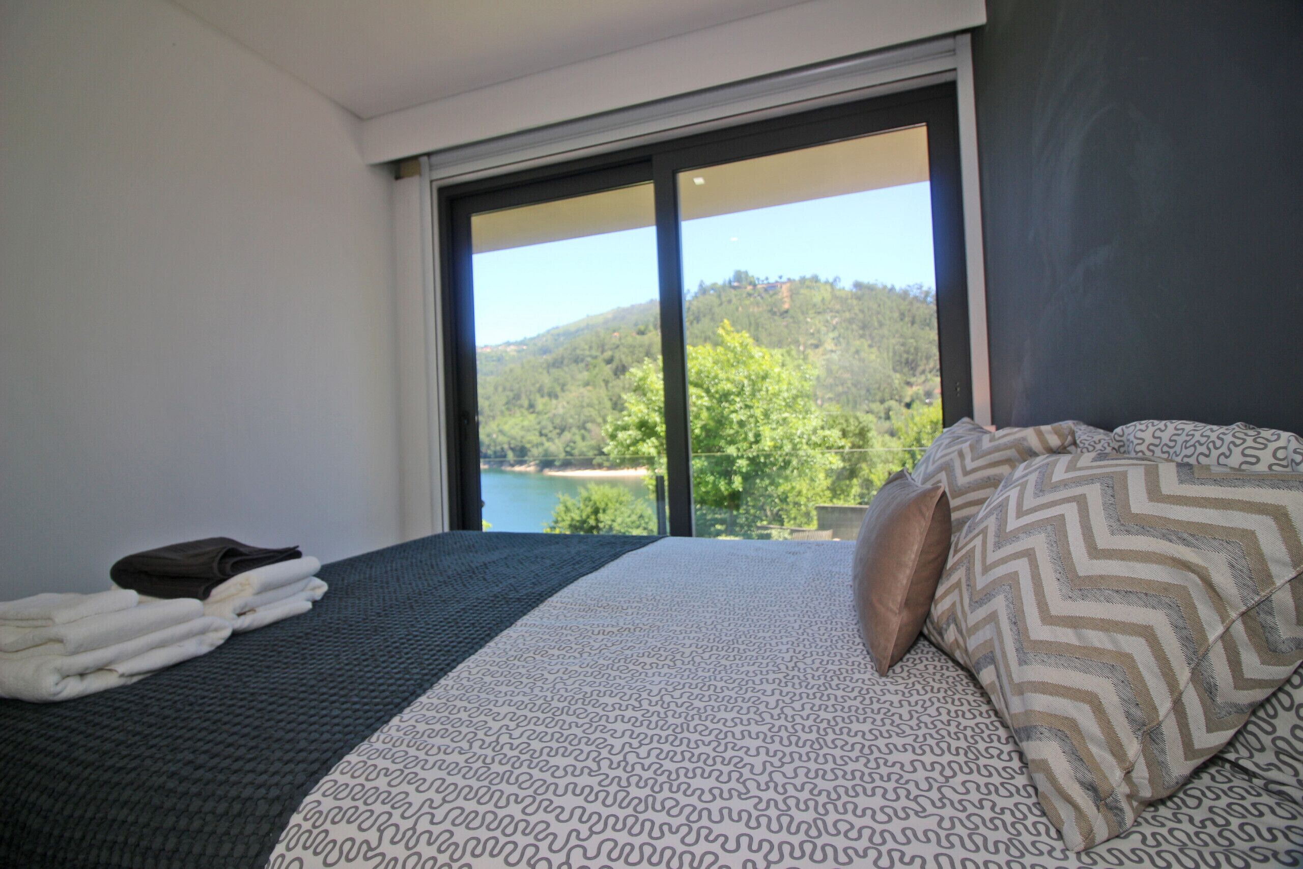 2 chambres, Wi-Fi gratuit, draps fournis