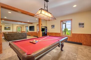 Spielezimmer