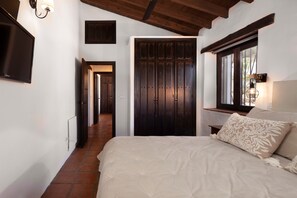 7 chambres, fer et planche à repasser, Wi-Fi gratuit, draps fournis