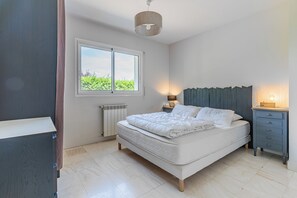 3 Schlafzimmer, Bügeleisen/Bügelbrett, kostenloses WLAN, Bettwäsche