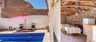 Casa de vacaciones "Casa Juan Y Loli" con vistas a la montaña, piscina privada y Wi-Fi