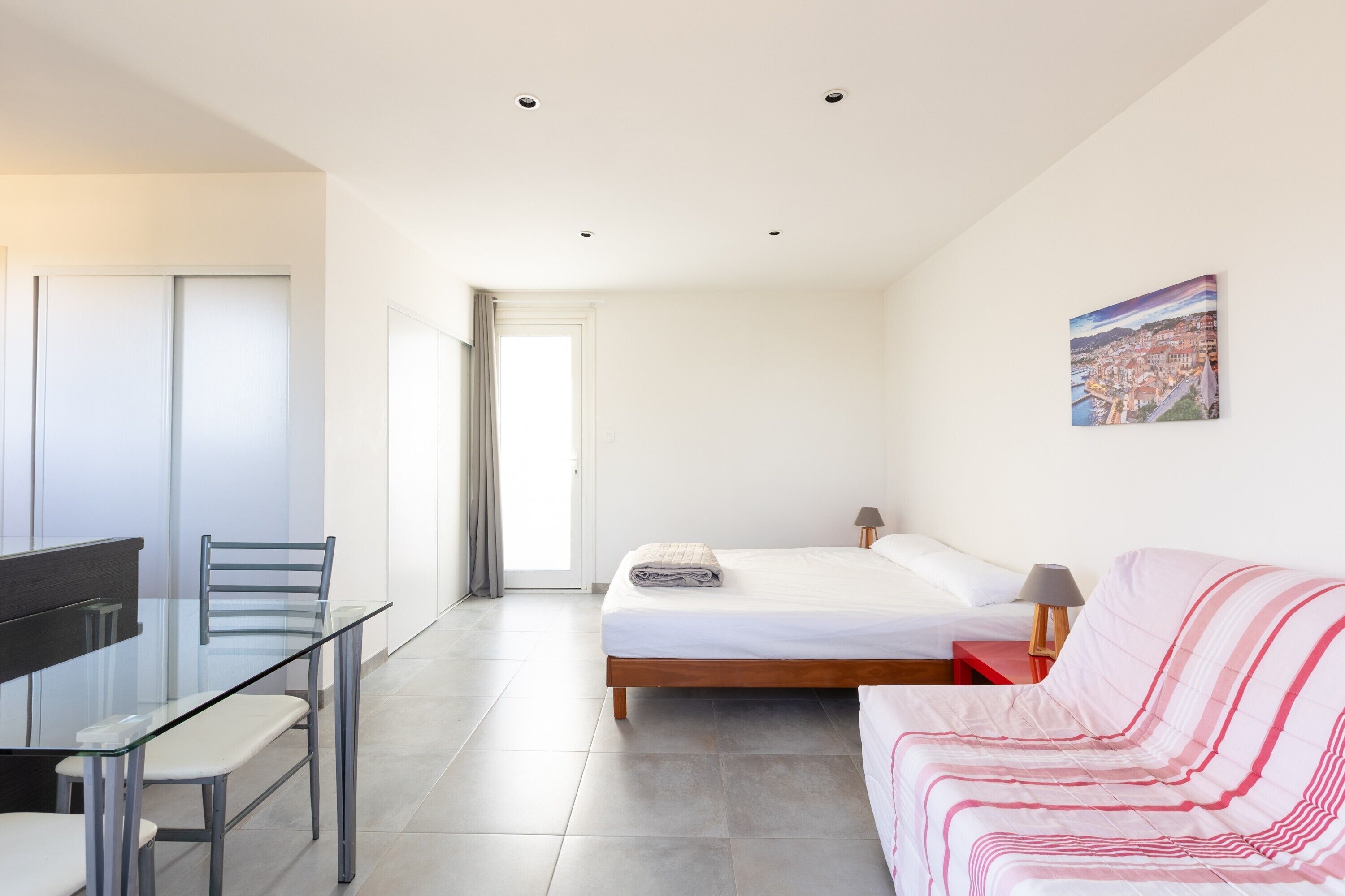 Wi-Fi gratuit, draps fournis