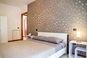 2 Schlafzimmer, Bügeleisen/Bügelbrett, kostenloses WLAN, Bettwäsche