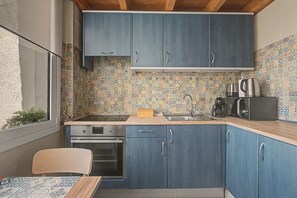 Macchina per tè/caffè, frigorifero, microonde, forno