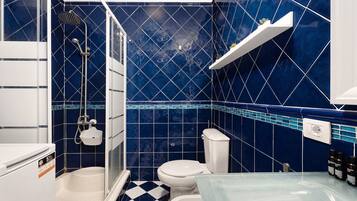 Doccia, asciugacapelli, asciugamani