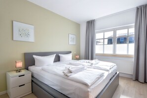 1 chambre, lit parapluie, Wi-Fi gratuit, draps fournis