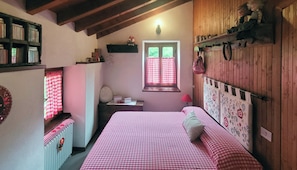 2 chambres, Wi-Fi gratuit, draps fournis