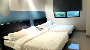 3 habitaciones, tabla de planchar con plancha, wifi y ropa de cama