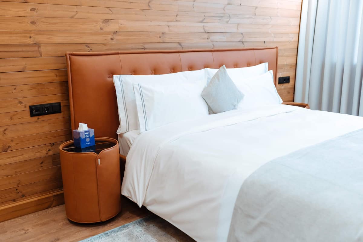 Phòng đôi cơ bản | Bộ đồ giường cao cấp, nệm có lớp đệm bông, minibar 