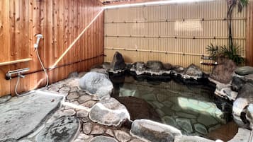 Executive Twin Room, Non Smoking, Private Bathroom | WiFi (free), bed sheets