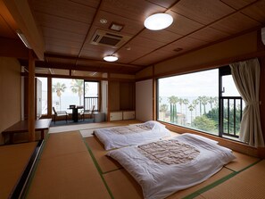 Deluxe Quadruple Room | Free WiFi, bed sheets - Izu Atagawa Onsen Hotel Gyokuryu (Higashiizu)