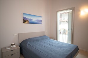 2 bedrooms, free WiFi, bed sheets - Villa Simoni (Manerba del Garda)