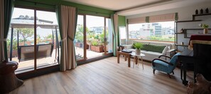 View from property - JOY APARTMENT TAY HO (Hanoi)